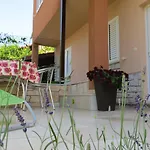 Vodaric Cres