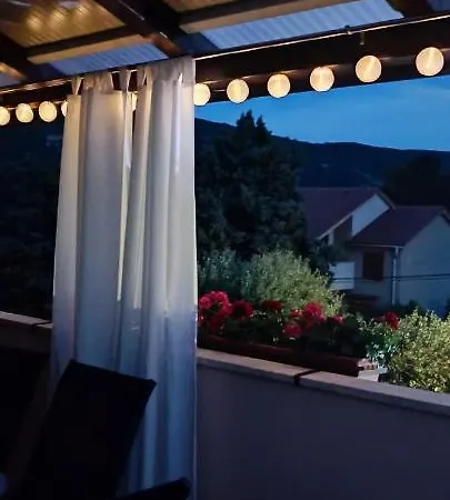 Vodaric شقة كريس