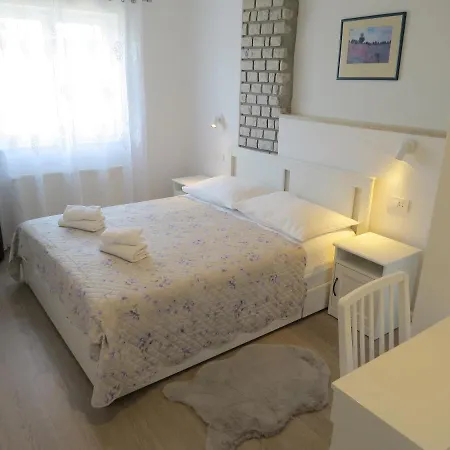 Vodaric Apartman *