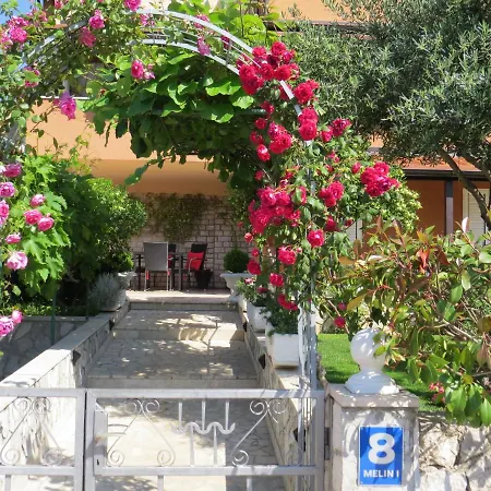 Vodaric Apartment Cres