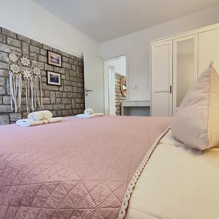 Vodaric Apartman *