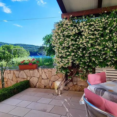 Apartment Vodaric Cres