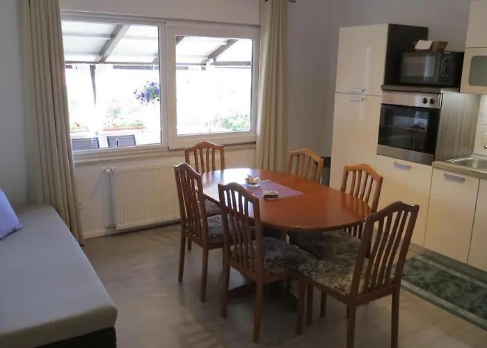 Vodaric Apartment Cres